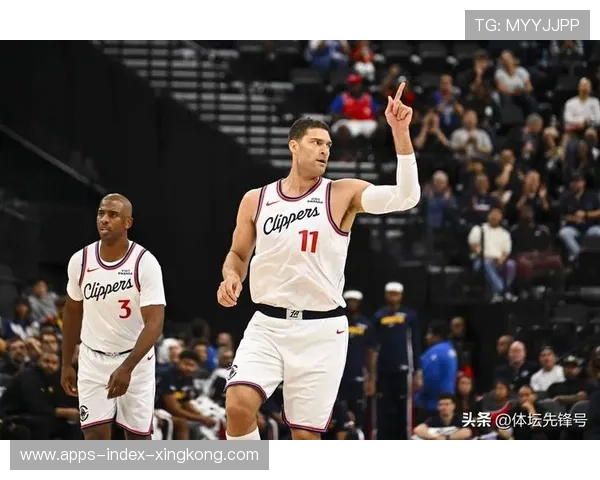 快船队迎来重要转折，季后赛梦想渐近，快船全队